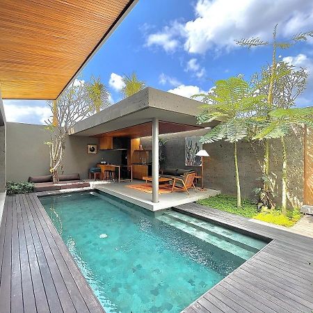 Domisili Villas Canggu Bali By Fays Hospitality Exterior foto
